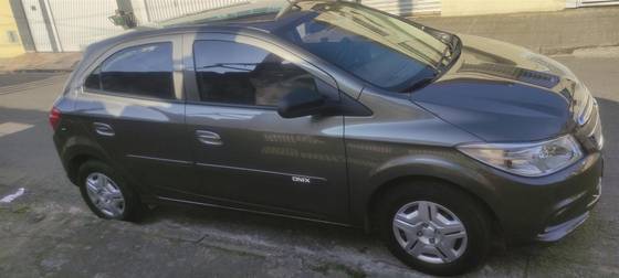 CHEVROLET ONIX 1.0 MPFI LT 8V FLEX 4P MANUAL CHEVROLET ONIX 1.0 MPFI LT 8V FLEX 4P MANUAL